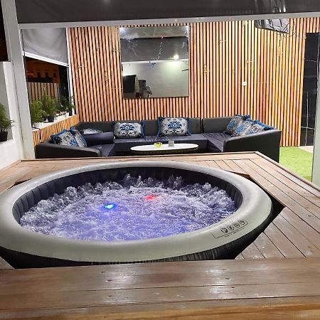 Appartement Avec Terasse Jaccuzi Barbecue Netflix Vue Sur Mer Totalement Gratuit Sans Supplement Al Hoceima Ngoại thất bức ảnh